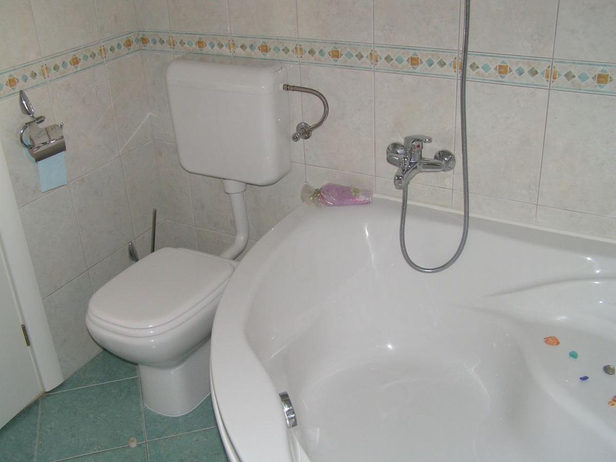 1 Apartmant & 1 Delux Room With Bathroom Dubrovnik Ruang foto